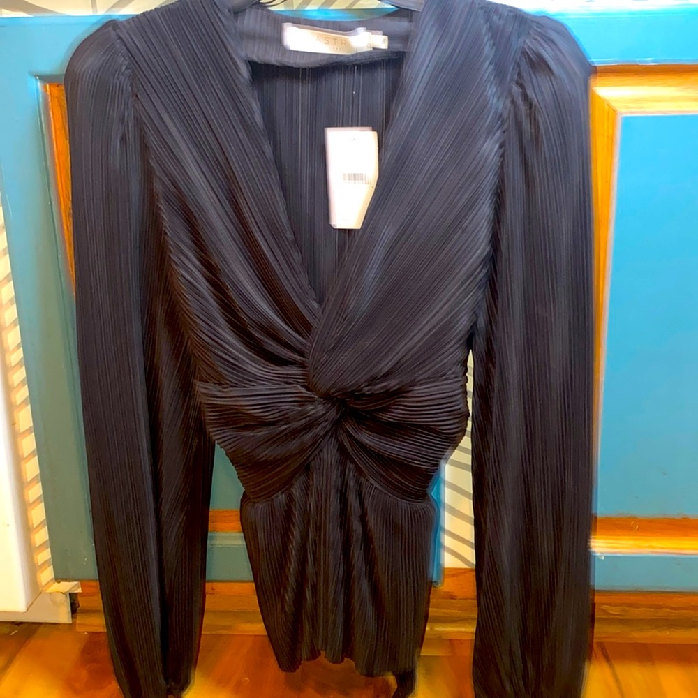 ASTR the Label Dressy Top size Medium W/ Tags